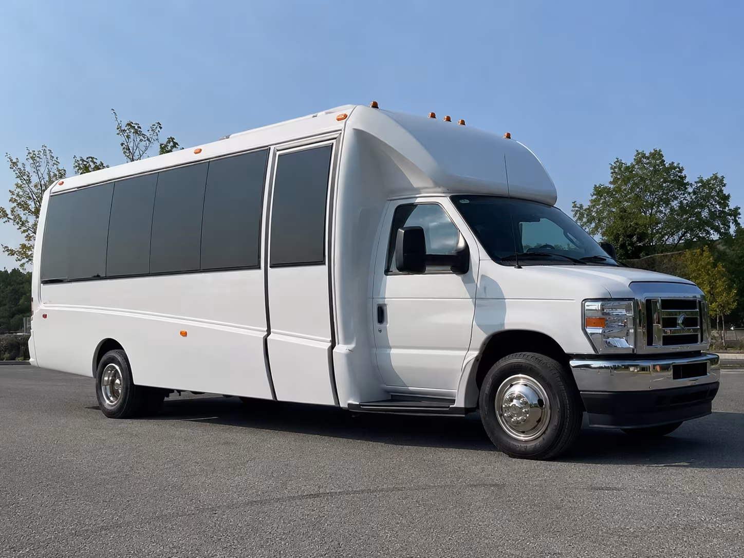 bachelor and bachelorette party bus rentals in pomona