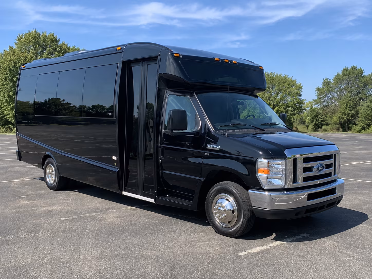minibuses and sprinter vans for smaller concert groups around the inland empire