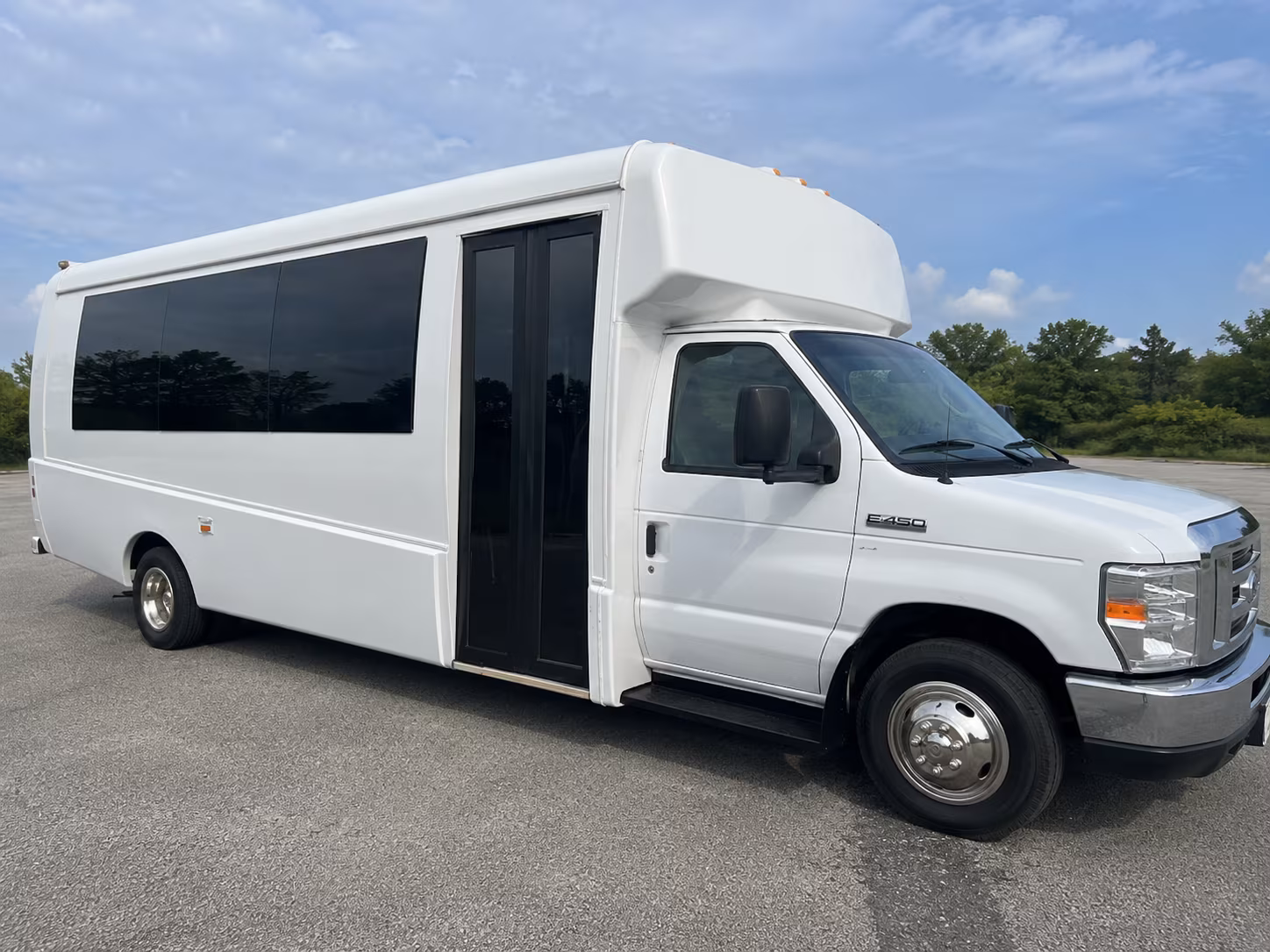 party bus rentals for pomona area proms that keep the night moving
