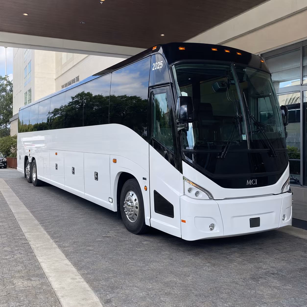 pomona 54 passenger charter bus